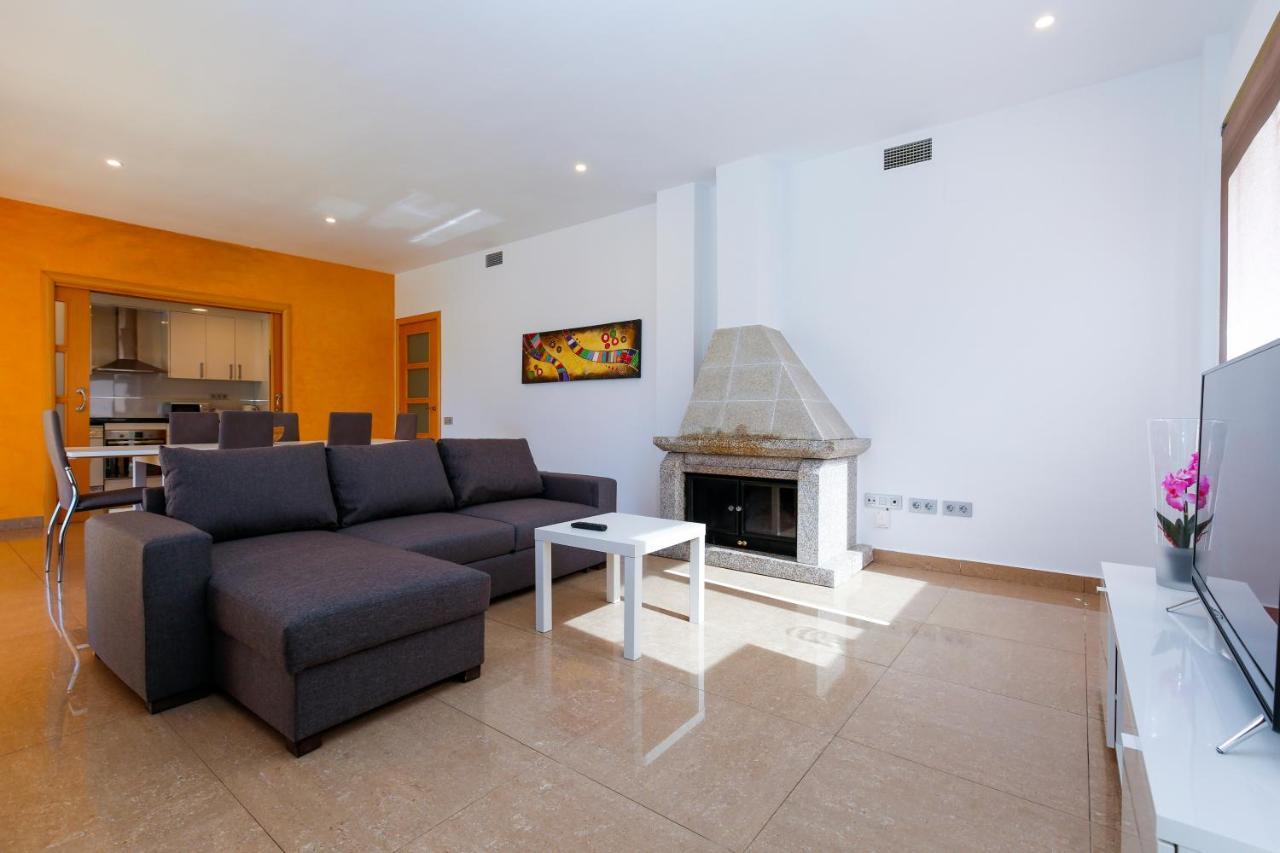 التافولا Nina Villa Planet Costa Dorada المظهر الخارجي الصورة