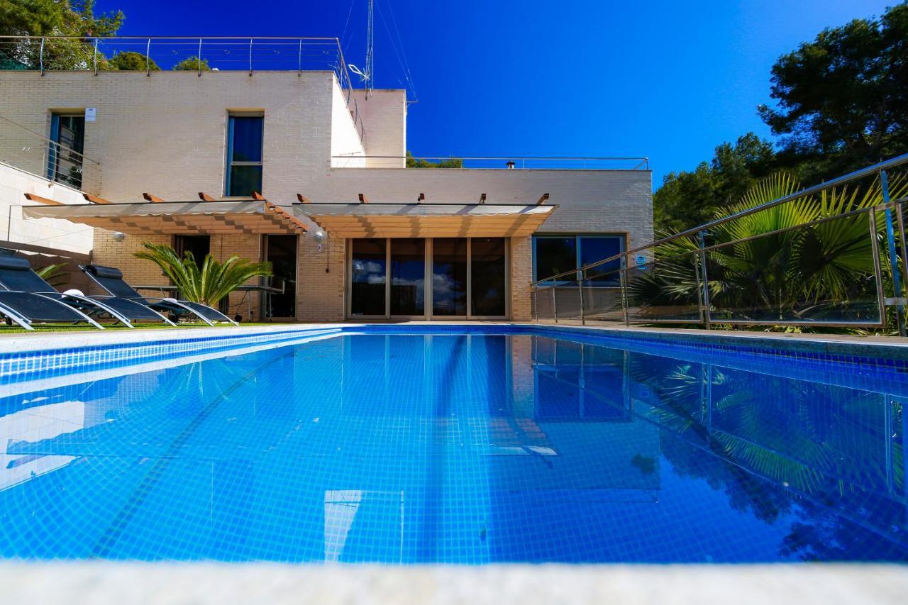 التافولا Nina Villa Planet Costa Dorada المظهر الخارجي الصورة